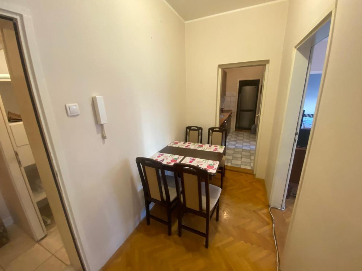 Stan Novi Sad 5G Wifi Apartment Luaran gambar